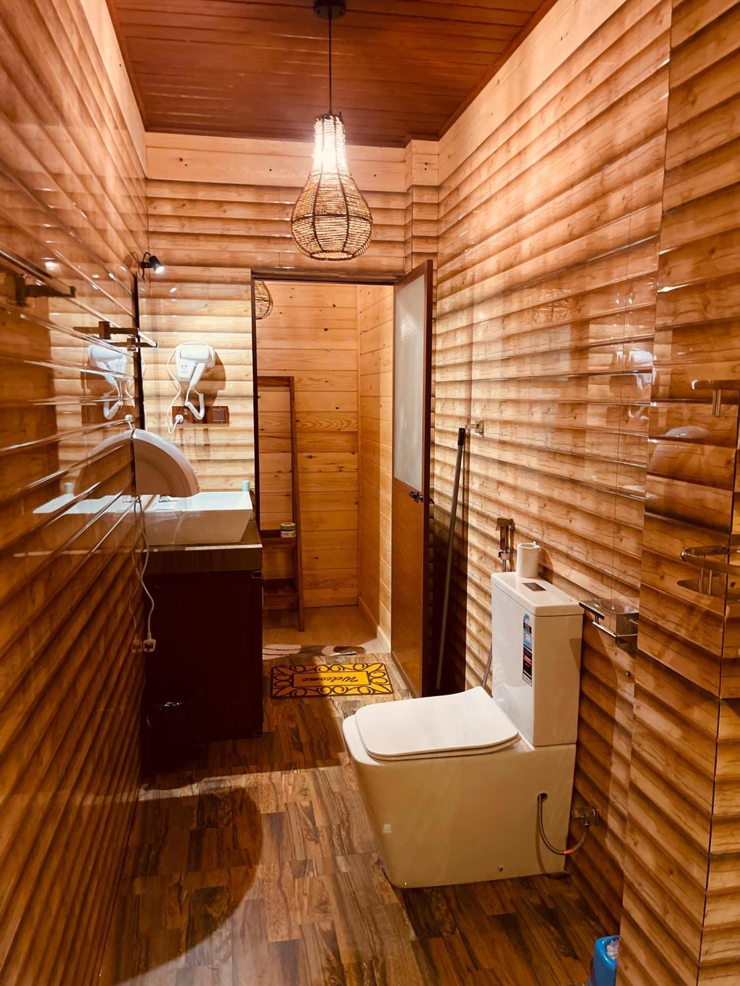 Ella Wood Cabin Exterior photo
